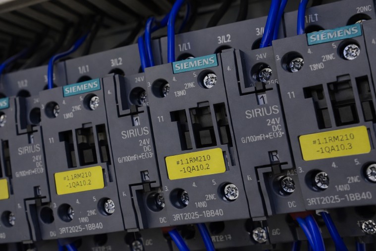 Пристрої плавного пуску: ефективне рішення для захисту та оптимізації електроприводів