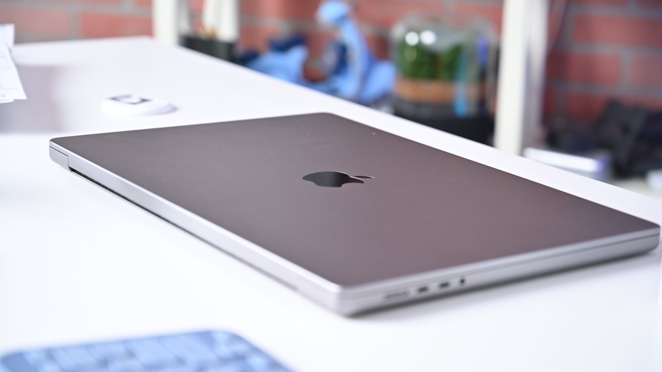 Айфон 17 та Макбук: як працює екосистема Apple у щоденному житті